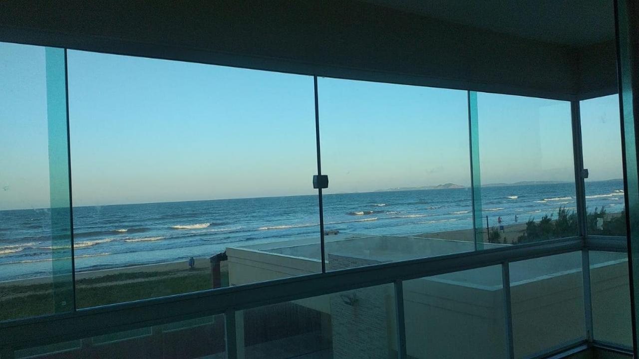 Apartamento Vista Mar - Pe Na Areia Cabo Frio Buitenkant foto